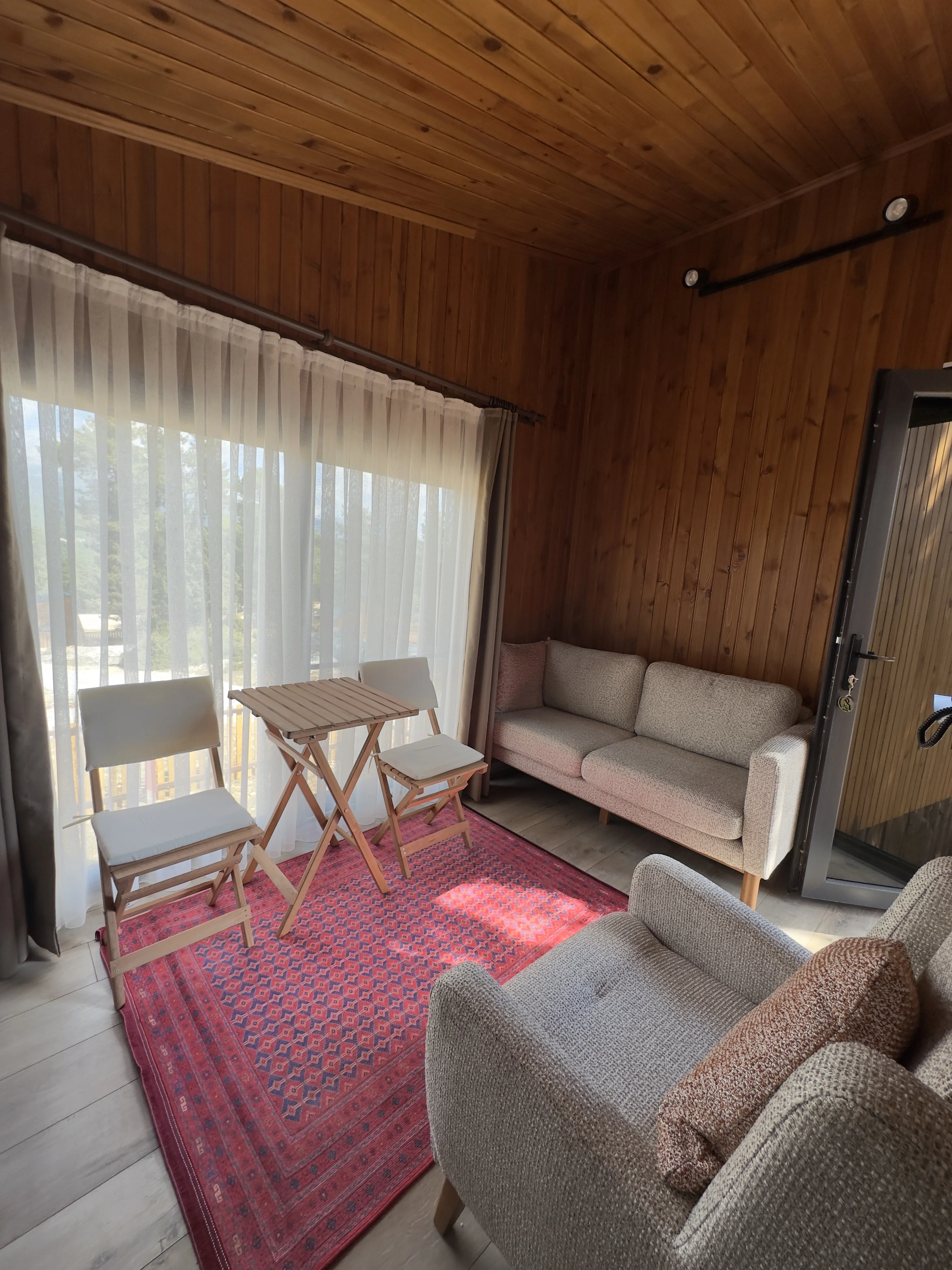 4 Numaralı Zevzek Tepesi Bungalovu görsel 1